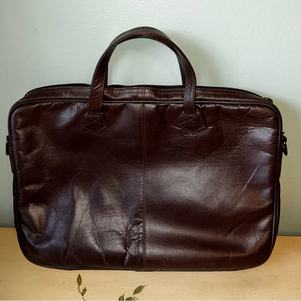 Winn Brown Leather Zip Top Briefcase Bag